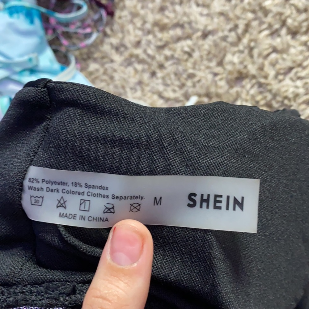 Swimsuit top - Picture 2 of 2